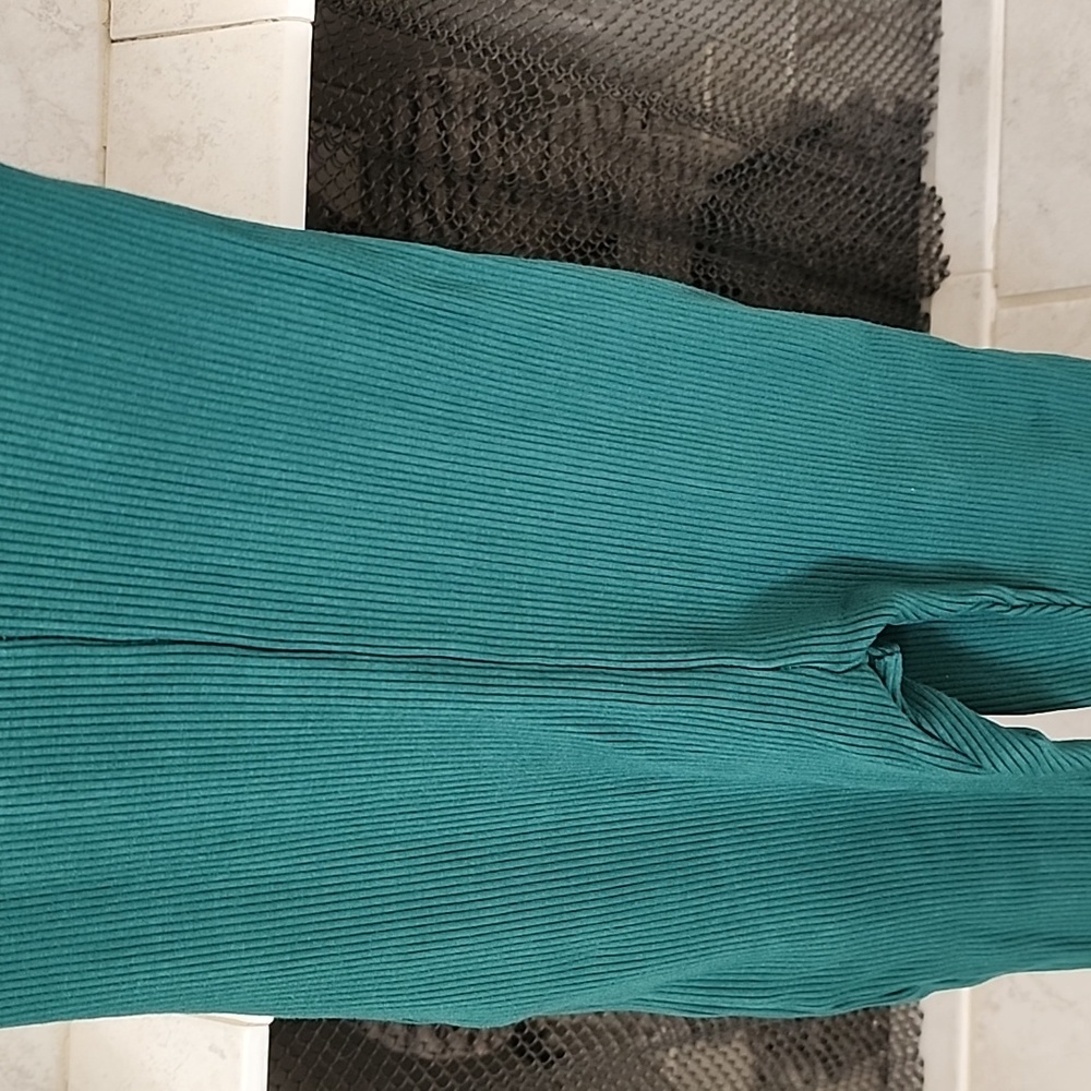 💚 HUNTER GREEN Ribbed Sabrina JUMPSUIT 💚 - Picture 11 of 17